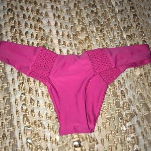 Frankie’s bikini bottom